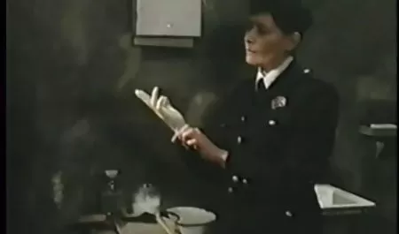 Anya adalah 9 bulan hamil ejakulasi di dalam bokep online luar