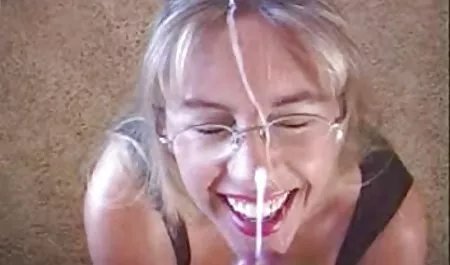 Kemaluan mencintai India musim panas menggedor bokep online madura sementara suami jam tangan, keriting