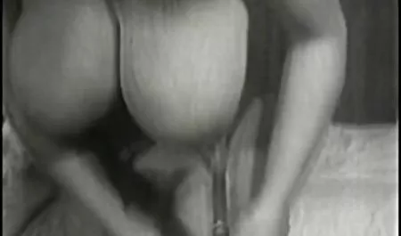 Fisting boke online terbaru ganda dan isian nya percikan merebut gratis