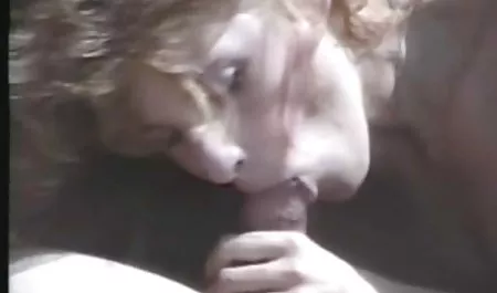 Penthouse Pet bokep anal online Jelena Jensen mainan lesbian di selang