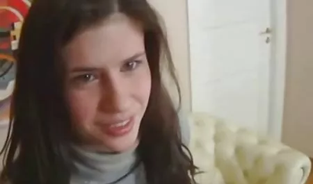 Puma nonton online bokep terbaru dari Detroit, Michigan, memberikan kepala