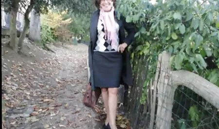 Wanita yang menarik dengan Payudara bokep online big boobs besar memakan vagina