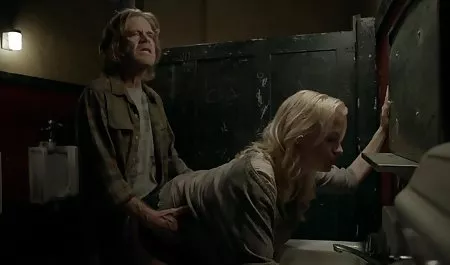 Bermain remaja makan bokdp online milf