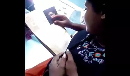 Membersihkan sepatu bokep hijab online saya dengan lidah kotor